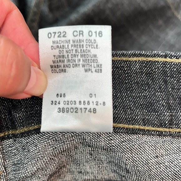 Levi's Blue Jean Camp Shorts Pockets & Stretch Medium Wash Denim Misses Size 14 - Picture 8 of 8